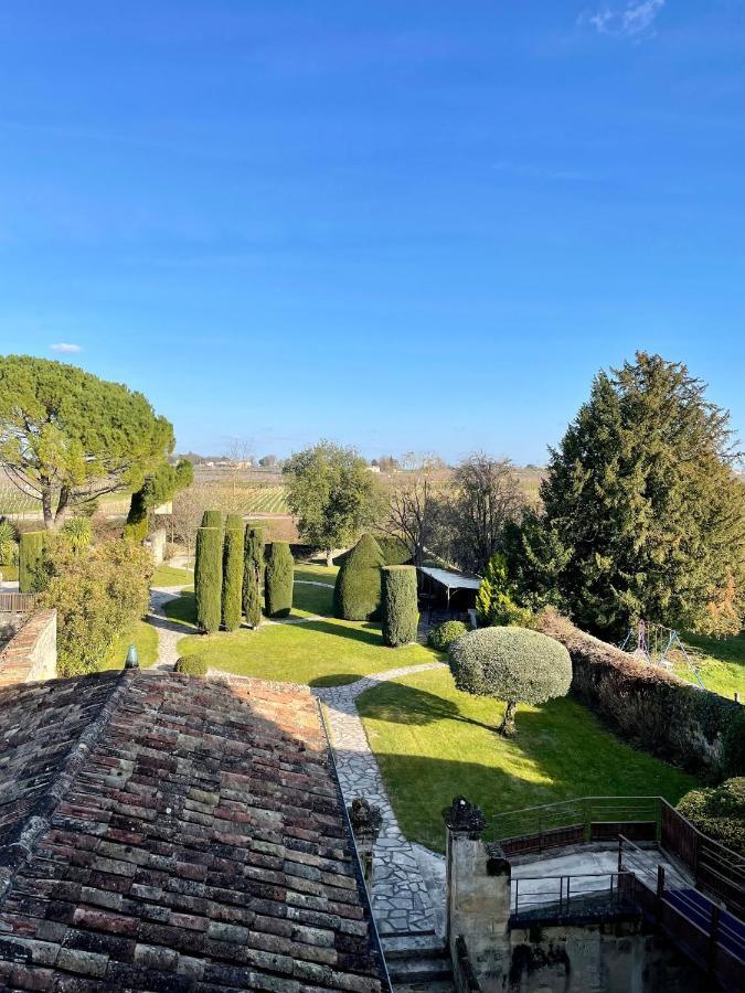 Hotel Au Logis Des Remparts Saint-Émilion Esterno foto