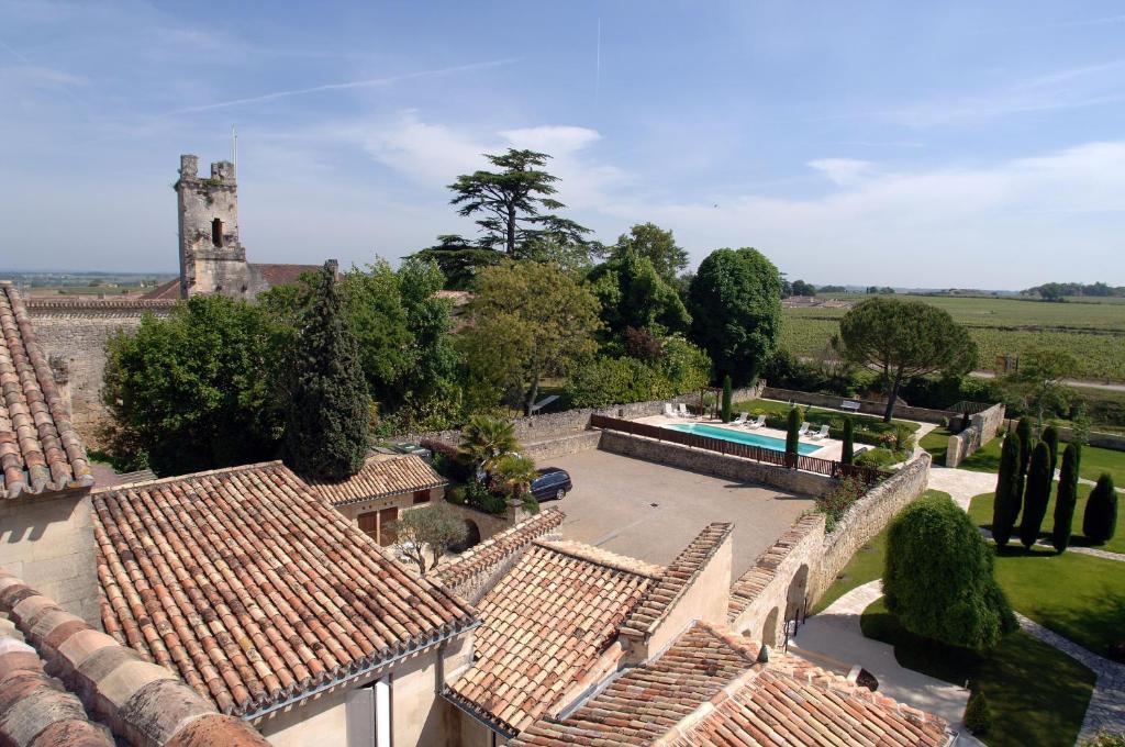 Hotel Au Logis Des Remparts Saint-Émilion Esterno foto