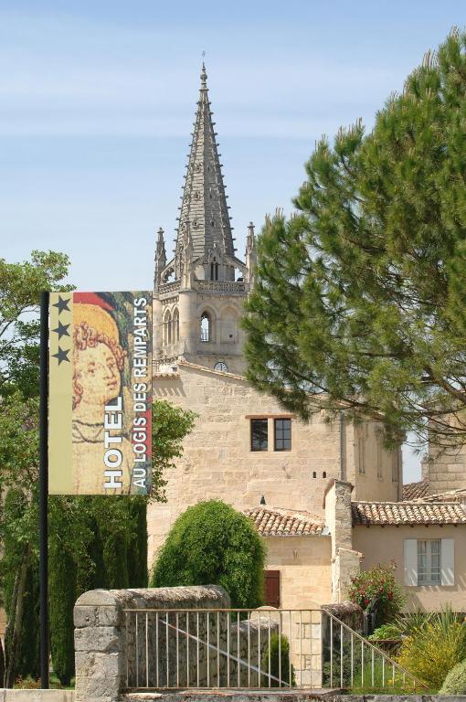 Hotel Au Logis Des Remparts Saint-Émilion Esterno foto